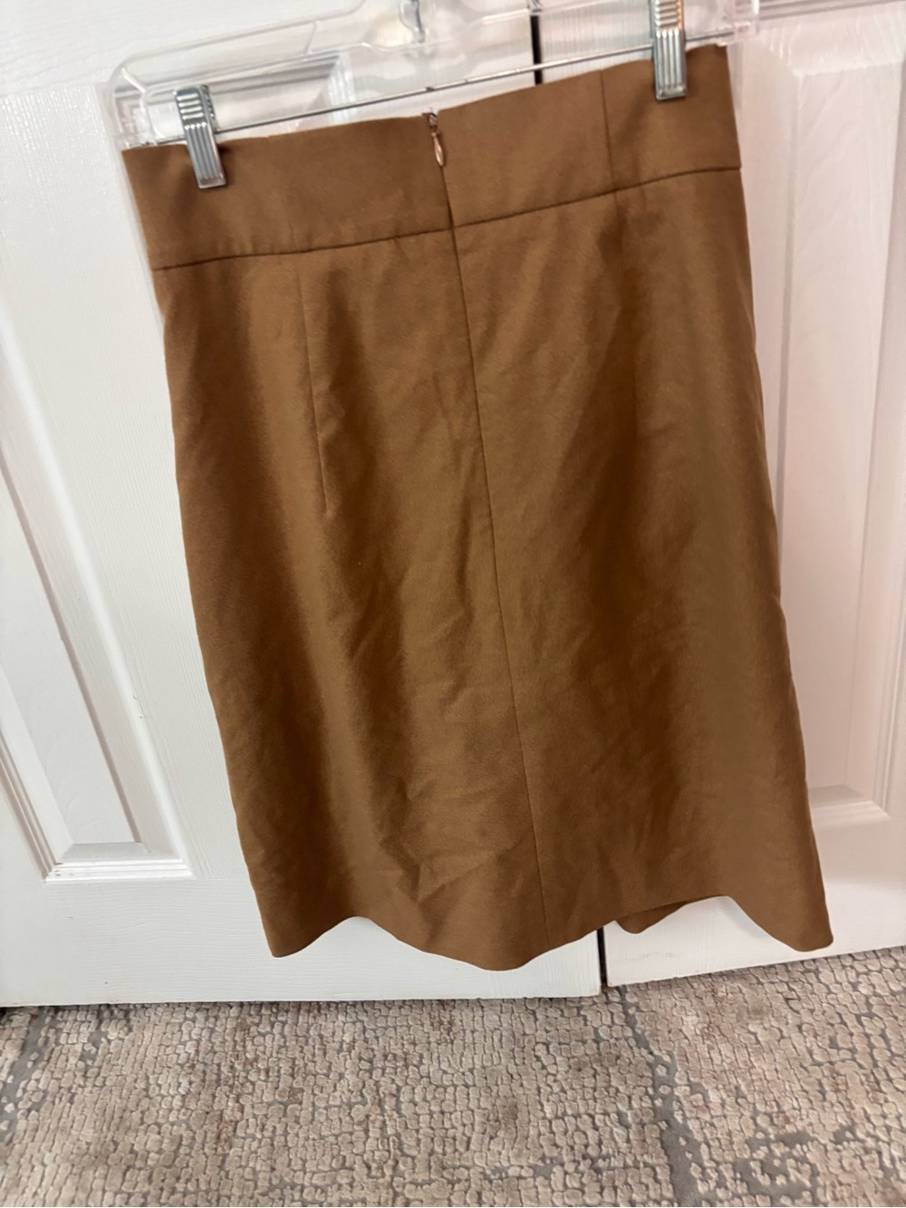 Akris size 6 wool skirt womens - Picture 2 of 3